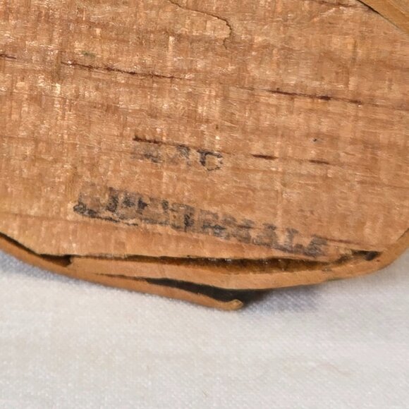 Vintage Guatemalan Worry Dolls Set Handcrafted Folk Art & Painted Box Miniature - Picture 6 of 14